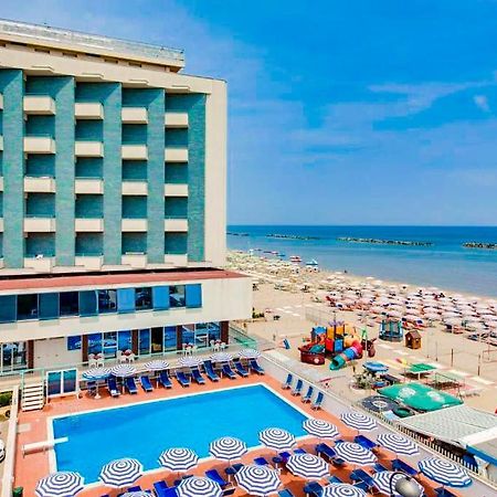 Hotel Majestic Bellaria – Igea Marina Kültér fotó