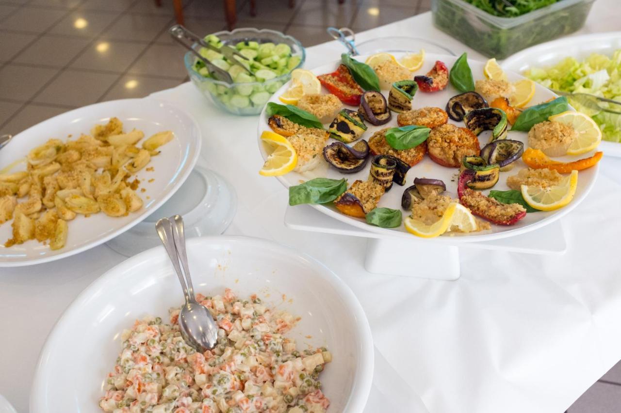 Hotel Majestic Bellaria – Igea Marina Kültér fotó