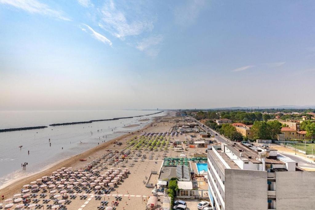 Hotel Majestic Bellaria – Igea Marina Kültér fotó