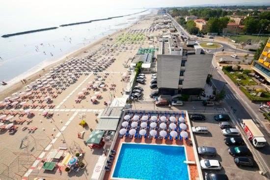 Hotel Majestic Bellaria – Igea Marina Kültér fotó