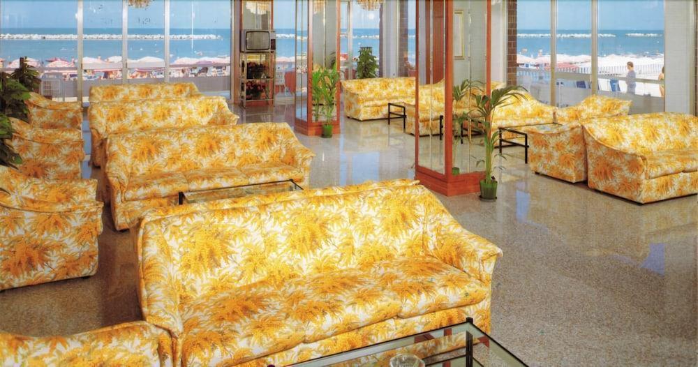 Hotel Majestic Bellaria – Igea Marina Kültér fotó