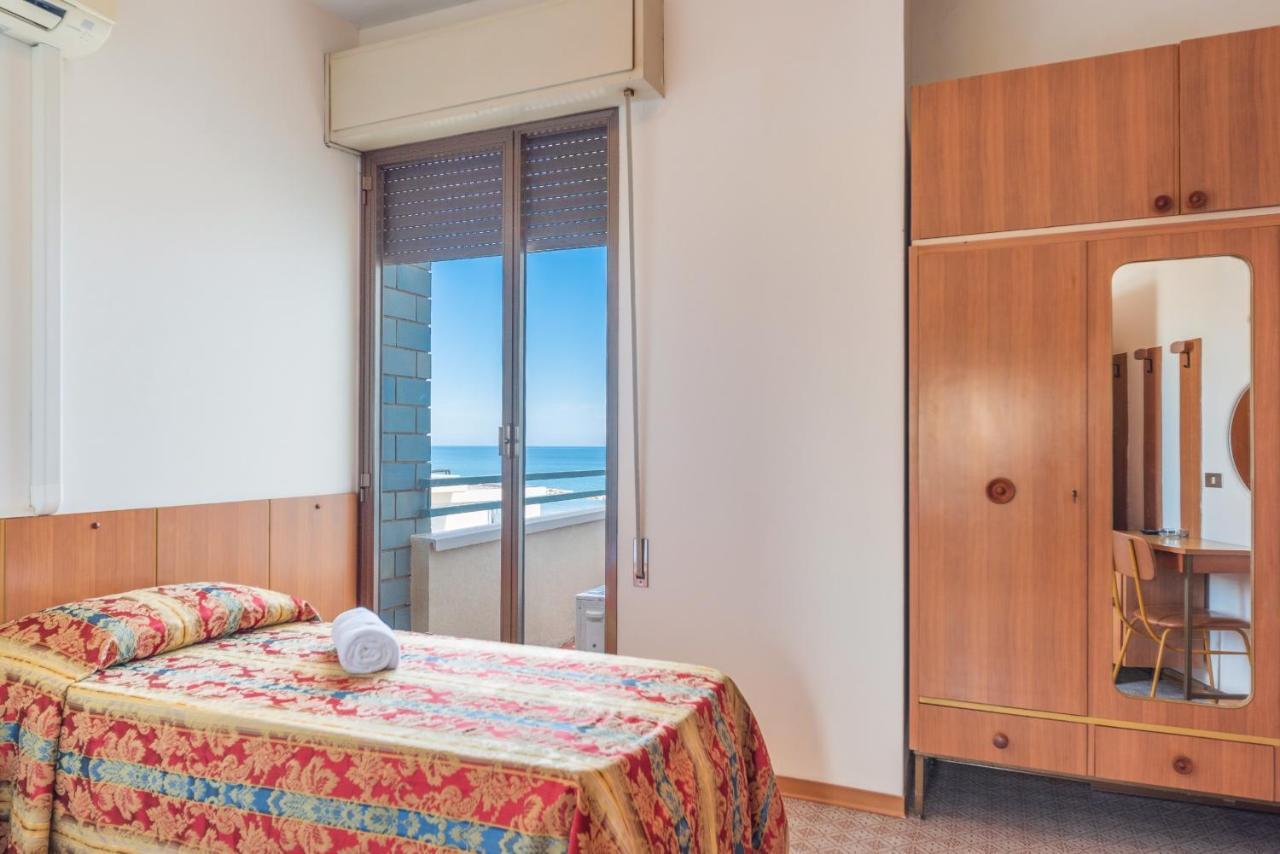 Hotel Majestic Bellaria – Igea Marina Kültér fotó