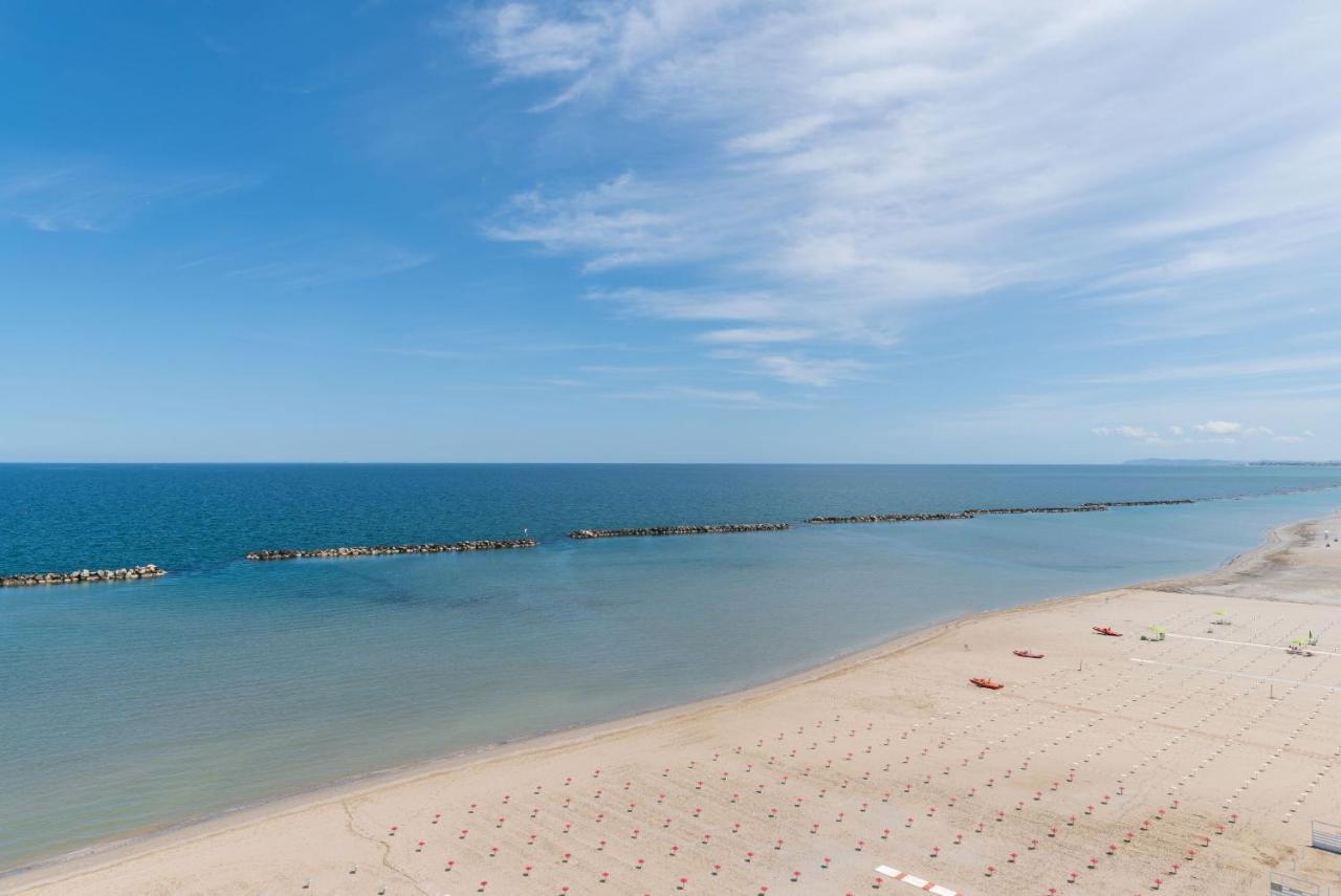 Hotel Majestic Bellaria – Igea Marina Kültér fotó