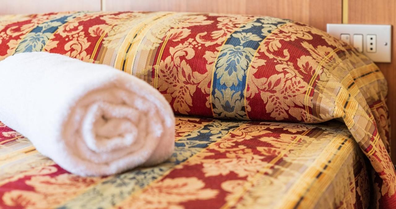 Hotel Majestic Bellaria – Igea Marina Kültér fotó