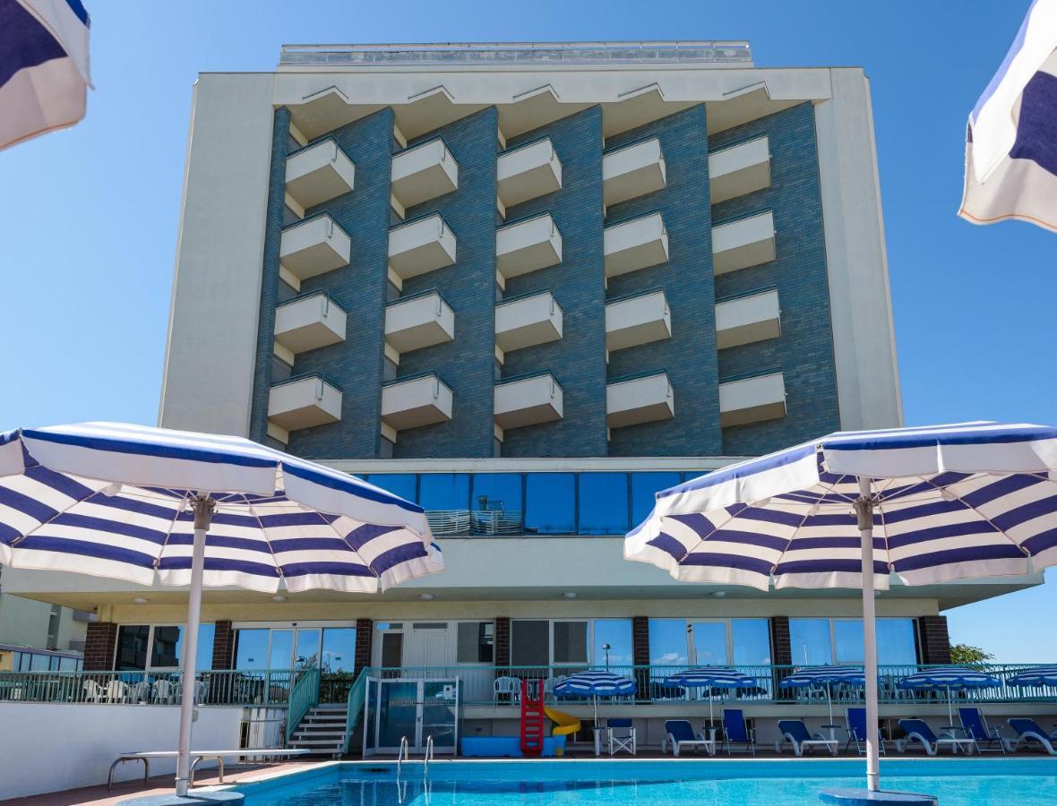 Hotel Majestic Bellaria – Igea Marina Kültér fotó