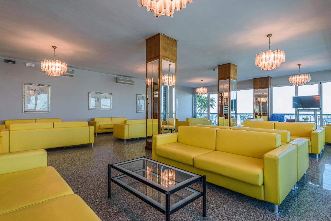 Hotel Majestic Bellaria – Igea Marina Kültér fotó